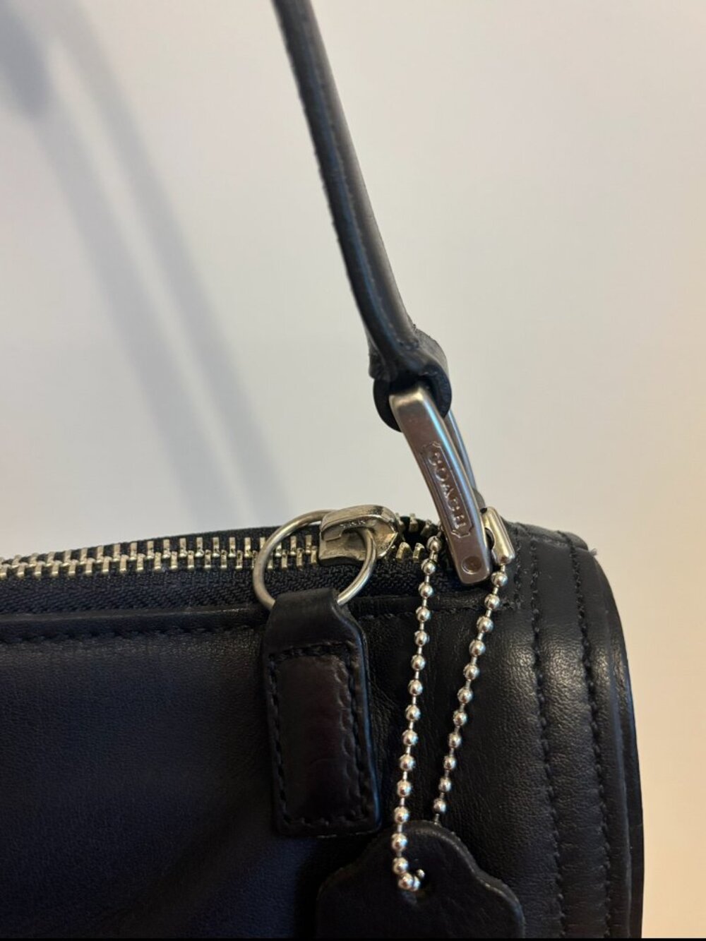 Vintage Coach Monterey Hobo Bag. Black Leather, Silver Hardware, #6143 - Picture 9 of 13